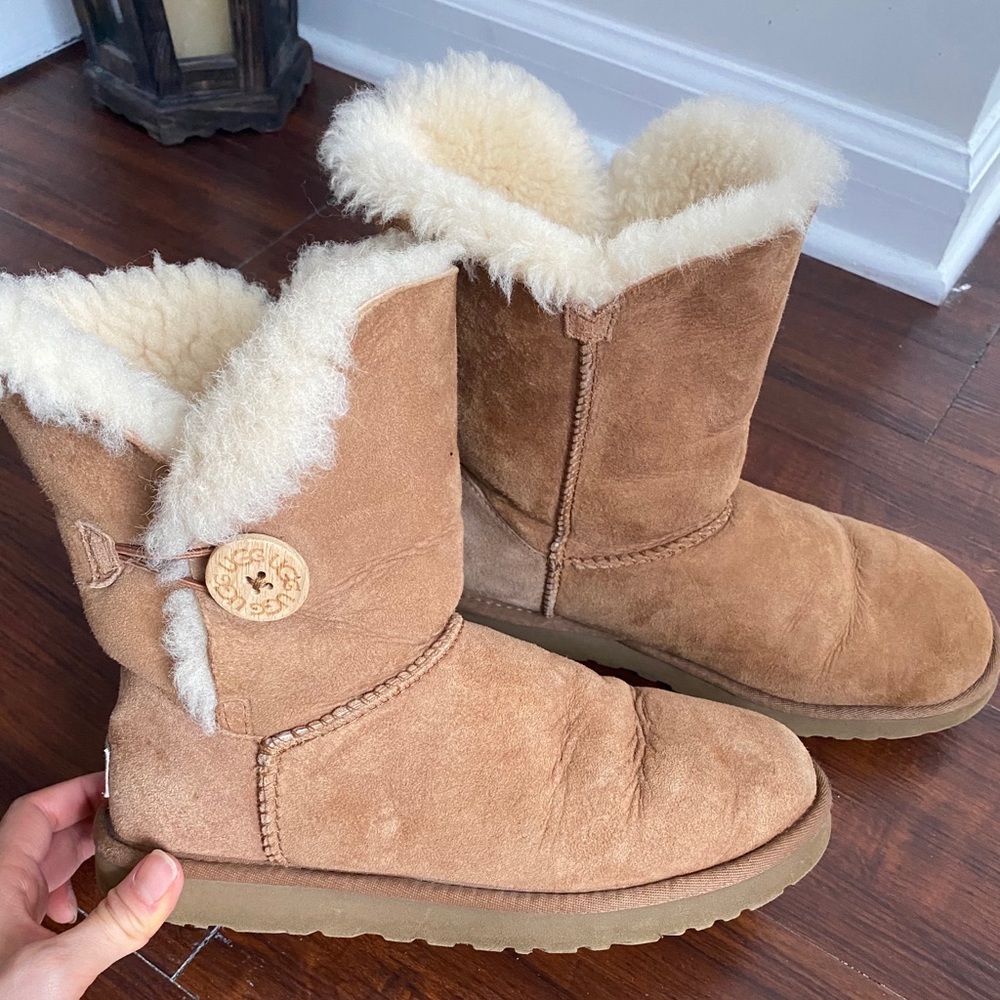 Ugg Bailey Button boots